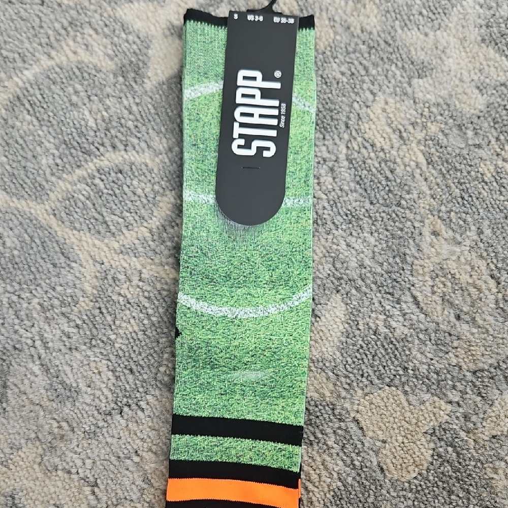Green and Black Women's Athletic Socks